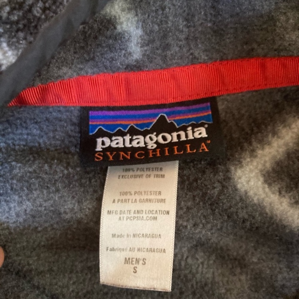 RARE Patagonia synchilla pullover - Picture 3 of 3